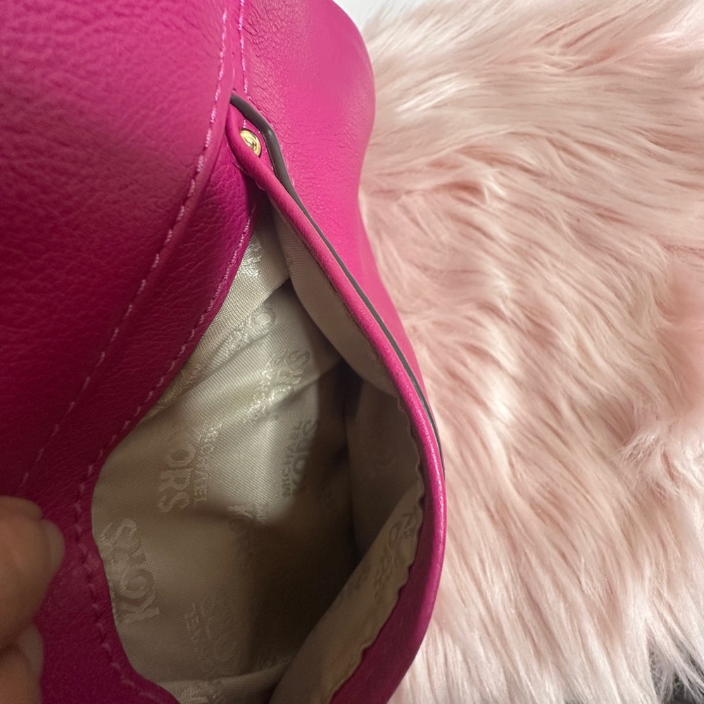 Michael Kors Fuchsia Leather Hobo Bag - Picture 7 of 17